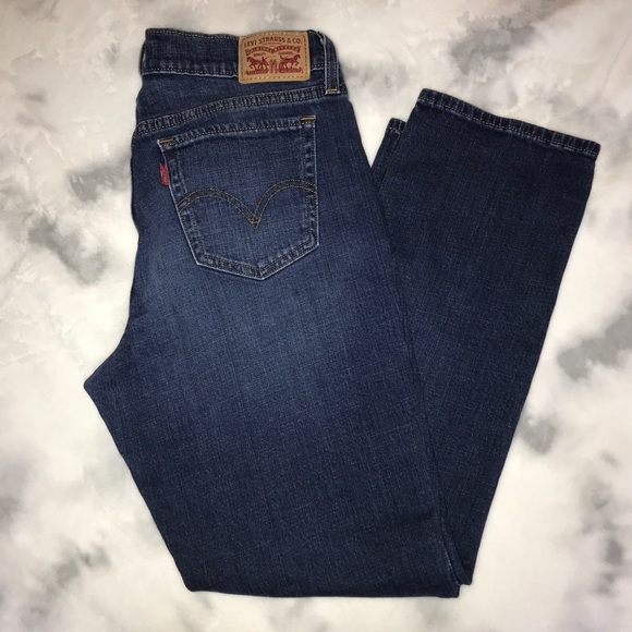 Levi’s Straight Leg Jeans - Picture 2 of 8